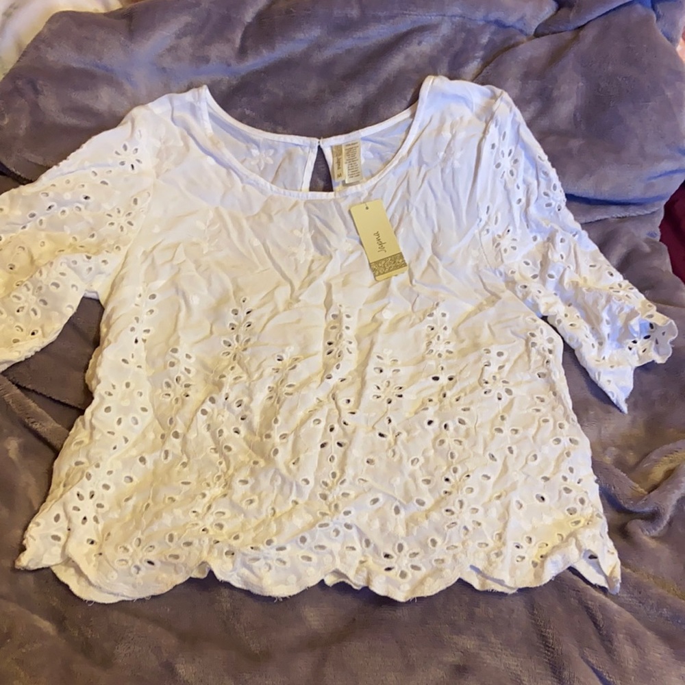 New white top ❤️❤️